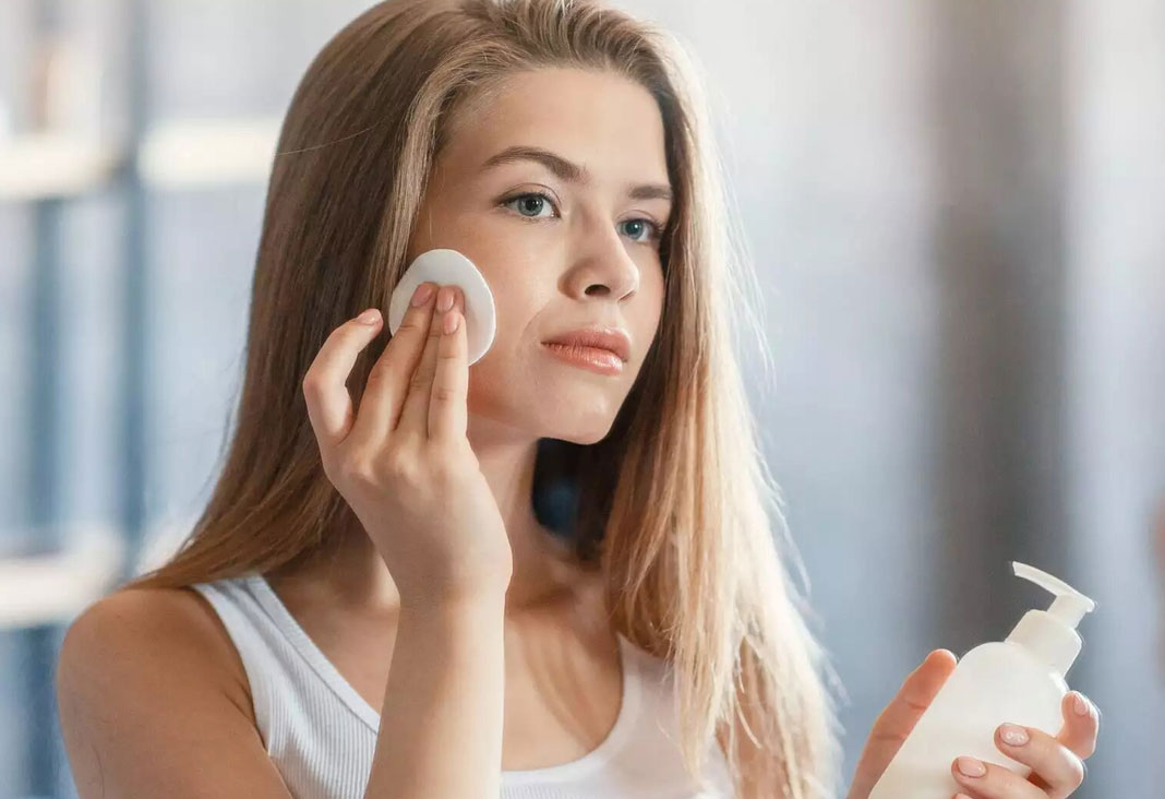 آرایش پاک کن و میسلارواتر